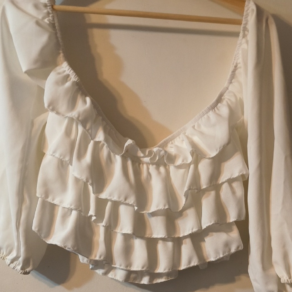 Elegant White Ruffled Women's Top